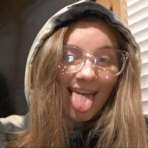 Meet your Posher, Brianna